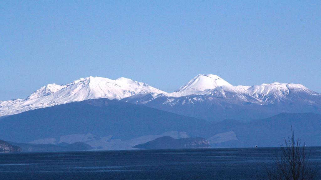Quest Taupo Aparthotel Bagian luar foto