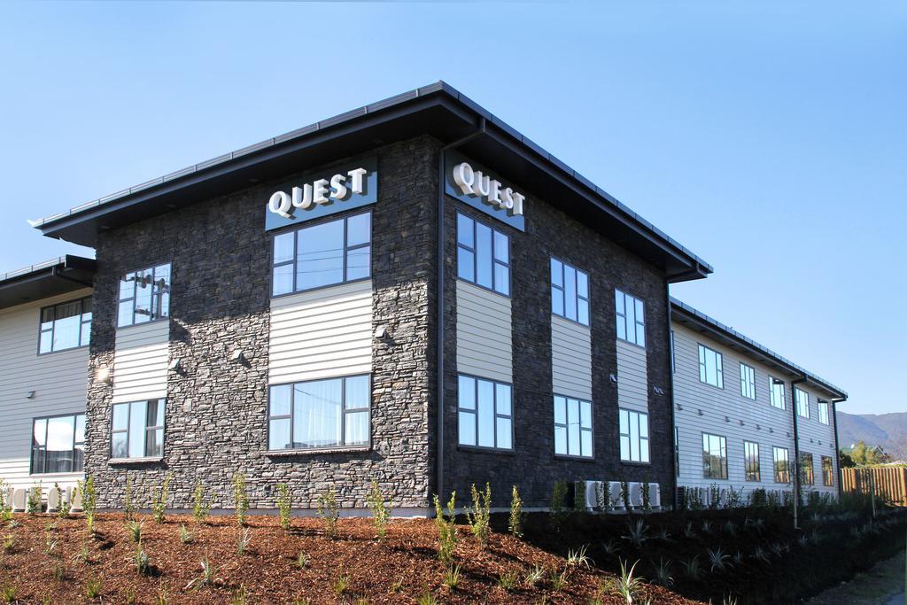Quest Taupo Aparthotel Bagian luar foto