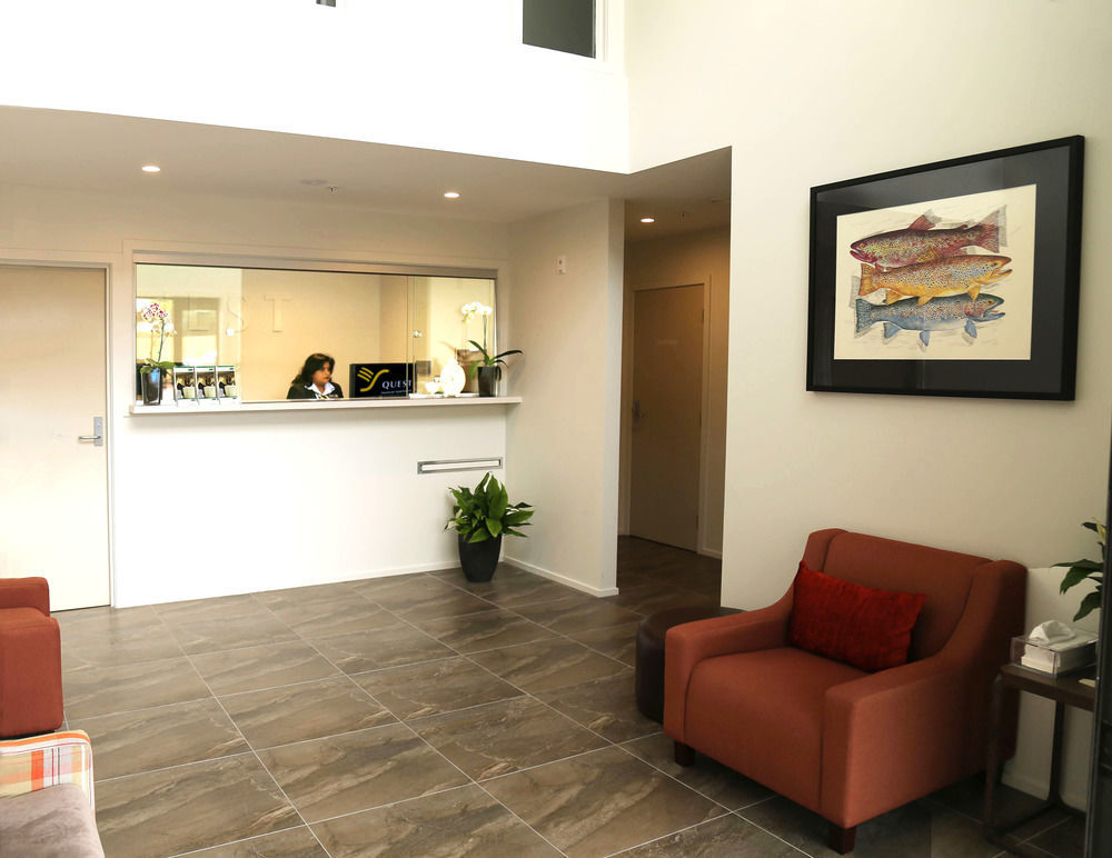 Quest Taupo Aparthotel Bagian luar foto